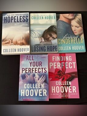 Bundle of 5 paperback books by Colleen Hoover: